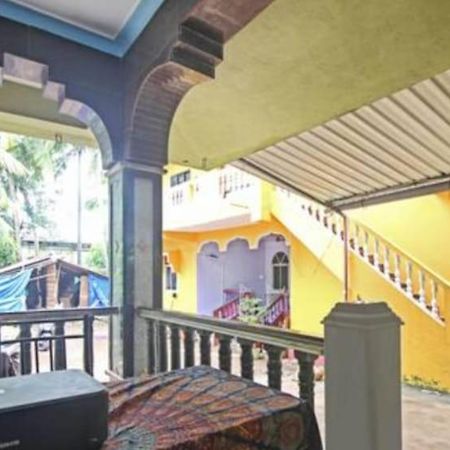 Radhabai Hotel Arambol Exteriör bild