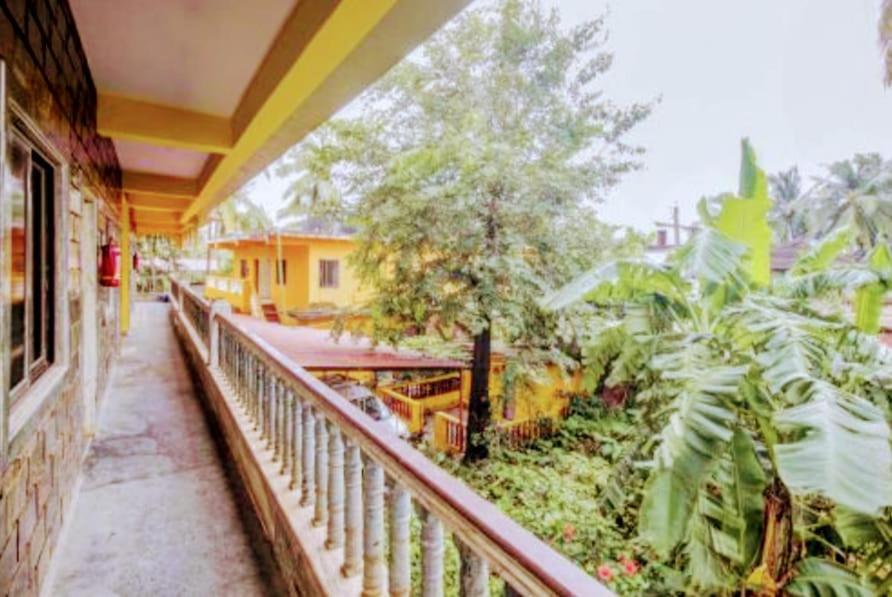 Radhabai Hotel Arambol Exteriör bild