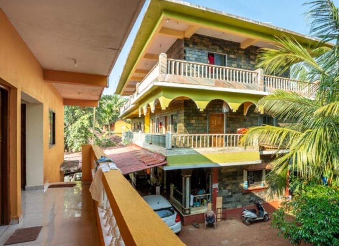 Radhabai Hotel Arambol Exteriör bild
